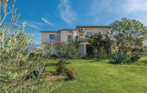 Awesome Apartment In Razanac With Wifi